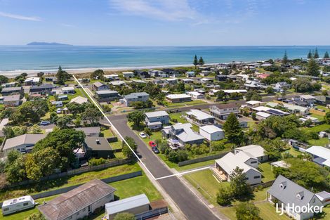 Photo of property in 1 Patterson Place, Waihi Beach, 3611