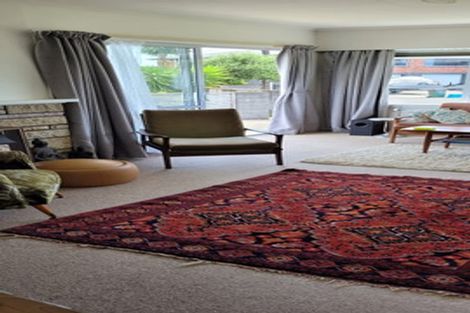 Photo of property in 7 Margaret Place, Merrilands, New Plymouth, 4312