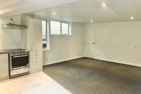 Photo of property in 361 The Terrace, Te Aro, Wellington, 6011