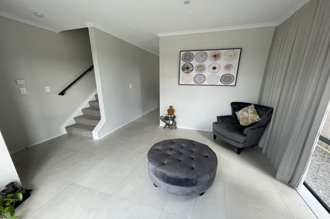 Photo of property in 19 Richard Petterd Way, Swanson, Auckland, 0614