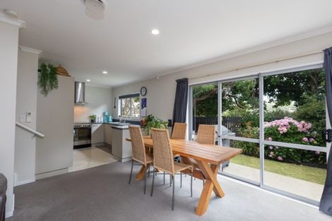 Photo of property in 2a Kapiti Crescent, Titahi Bay, Porirua, 5022