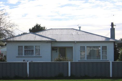 Photo of property in 54 Hokio Beach Road, Levin, 5510