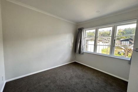 Photo of property in 19 Beauchamp Street, Tawa, Wellington, 5028