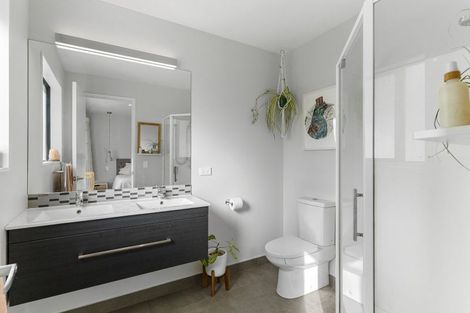 Photo of property in 19 Kahika Grove, Huapai, Kumeu, 0810