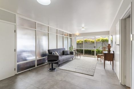 Photo of property in 3 Sea View Terrace, Cockle Bay, Auckland, 2014