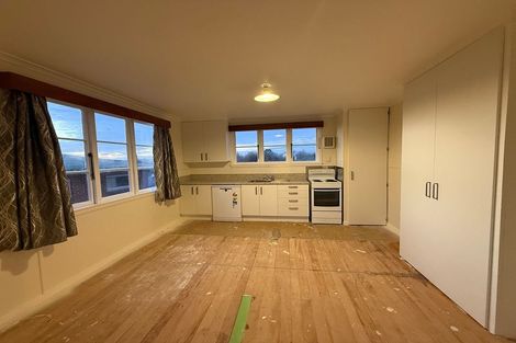 Photo of property in 215 Clyde Street, Balclutha, 9230
