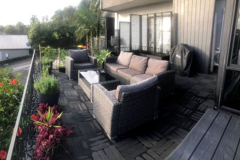 Photo of property in 3/64 Hattaway Avenue, Bucklands Beach, Auckland, 2012