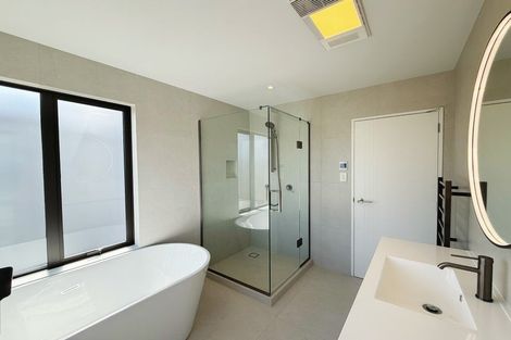 Photo of property in 13b Dominion Street, Takapuna, Auckland, 0622