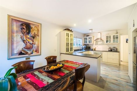 Photo of property in 2/20 Hythe Terrace, Mairangi Bay, Auckland, 0630