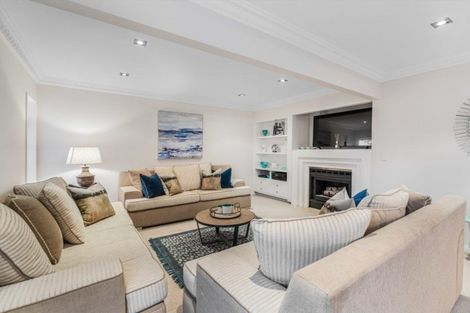 Photo of property in 7 Dene Court Lane, Greenhithe, Auckland, 0632