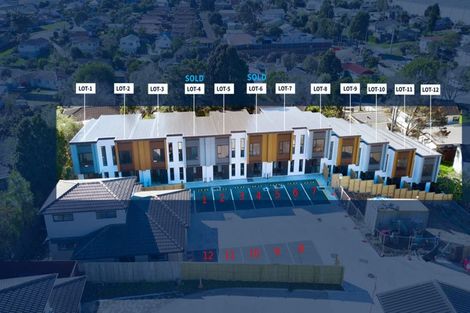 Photo of property in 7/32 Brandon Road, Glen Eden, Auckland, 0602