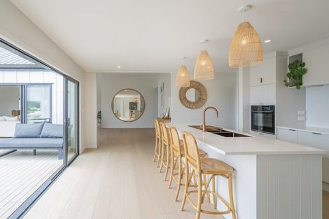 Photo of property in 5 Joyce Harsant Place, Cooks Beach, 3591