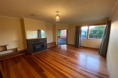 Photo of property in 18 Wood Street, Takaro, Palmerston North, 4410