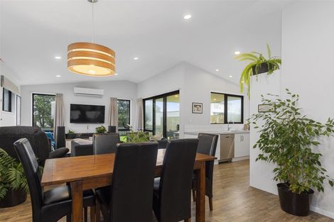 Photo of property in 15 Coprosma Close, Papamoa Beach, Papamoa, 3118