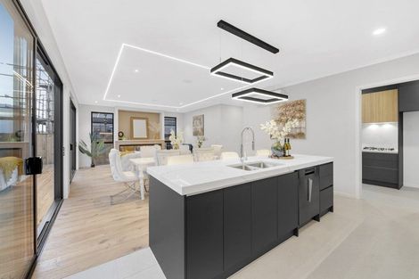 Photo of property in 14 Alluvial Street, Flat Bush, Auckland, 2019