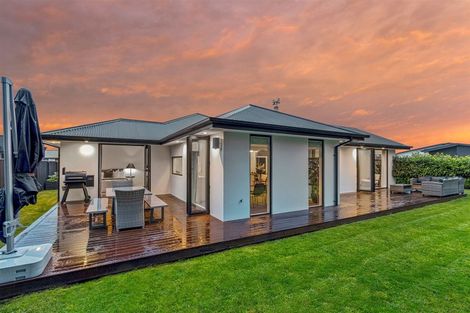 Photo of property in 10 Guilder Drive, Prebbleton, 7604