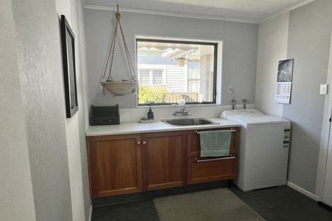 Photo of property in 140 Princes Street, Strathern, Invercargill, 9812