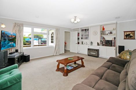 Photo of property in 23 Cowling Road, Hurdon, New Plymouth, 4310