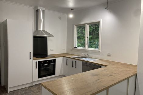 Photo of property in 12a Harvey Road, Bluff Hill, Napier, 4110