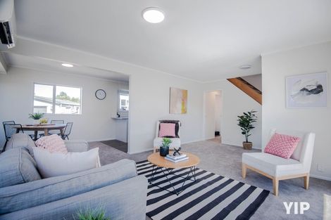 Photo of property in 12 Maraval Crescent, Grenada Village, Wellington, 6037