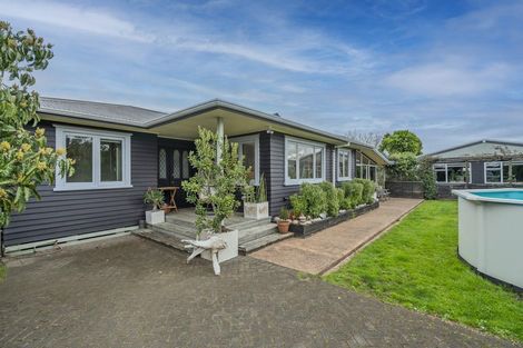 Photo of property in 14 Kenneth Avenue, Whitianga, 3510