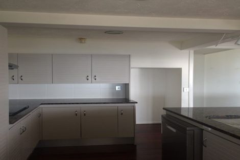 Photo of property in 23 Churchill Road, Murrays Bay, Auckland, 0630