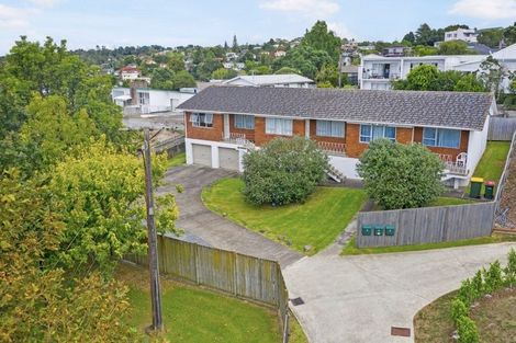 Photo of property in 3/68 Rua Road, Glen Eden, Auckland, 0602
