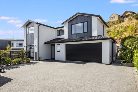 Photo of property in 29a Waitaria Terrace, Aotea, Porirua, 5024