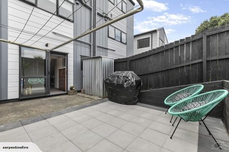 Photo of property in 26 Kevale Place, Manurewa, Auckland, 2102