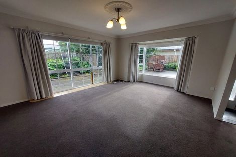Photo of property in 19 Sandwich Road, St Andrews, Hamilton, 3200