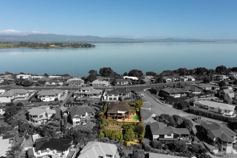 Photo of property in 17 Farnell Court, Omokoroa, 3114