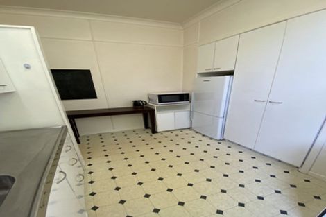 Photo of property in 183 Glenmore Street, Kelburn, Wellington, 6012