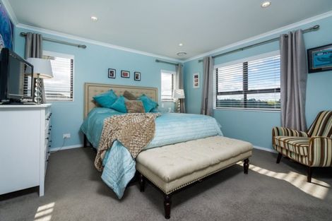 Photo of property in 88 Mackay Drive, Greenhithe, Auckland, 0632