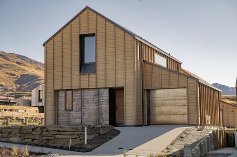 Photo of property in 36 Lee Avenue, Cardrona, 9382