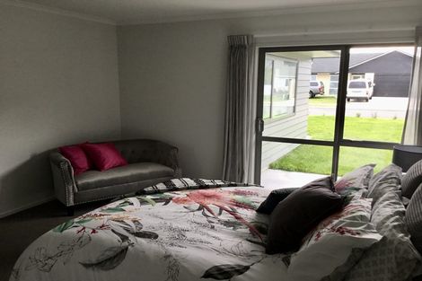 Photo of property in 96 Kupe Drive, Whitianga, 3510