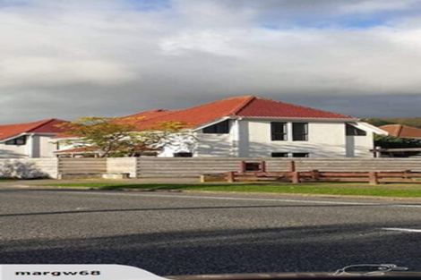 Photo of property in 1/72 Waiwhetu Road, Waiwhetu, Lower Hutt, 5010