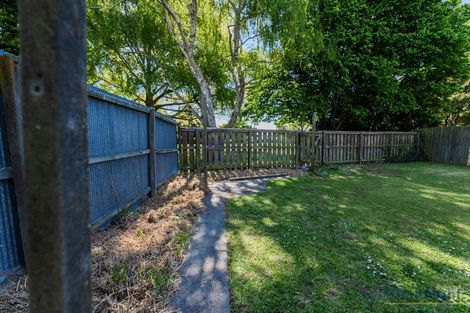 Photo of property in 6 Gladson Avenue, Sockburn, Christchurch, 8042