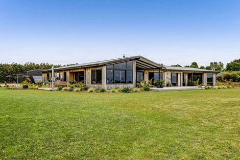 Photo of property in 27 Wilson Road, Urenui, 4375