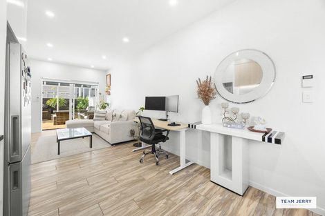 Photo of property in 14 Te Kaapia Road, Papakura, 2110