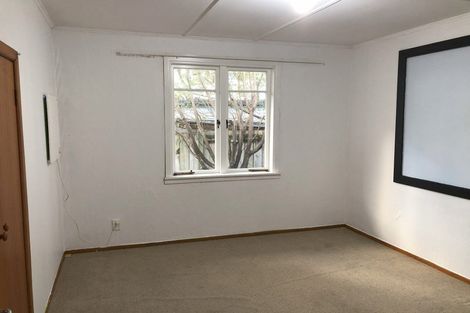 Photo of property in 1 Sarona Avenue, Glen Eden, Auckland, 0602