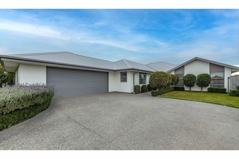 Photo of property in 7 Crown Close, Prebbleton, 7604