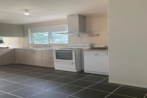 Photo of property in 156 Lynn Road, Bayview, Auckland, 0629