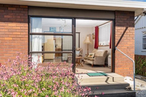 Photo of property in 16 Irvine Street, Mosgiel, 9024