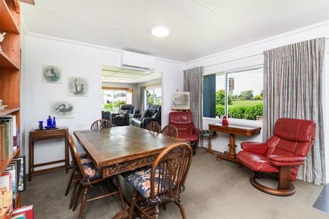 Photo of property in 17 Barnett Drive, Marton, 4710