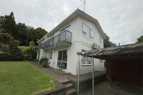 Photo of property in 31 Cumberland Street, Merrilands, New Plymouth, 4312
