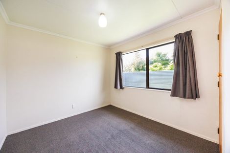 Photo of property in 5 Edgecombe Court, Roslyn, Palmerston North, 4414