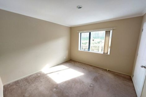 Photo of property in 27 Gordon Stanley Drive, Massey, Auckland, 0614