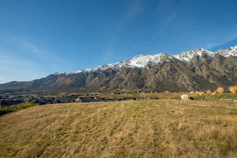 Photo of property in 48 Cunninghams Drive, Jacks Point, Queenstown, 9371