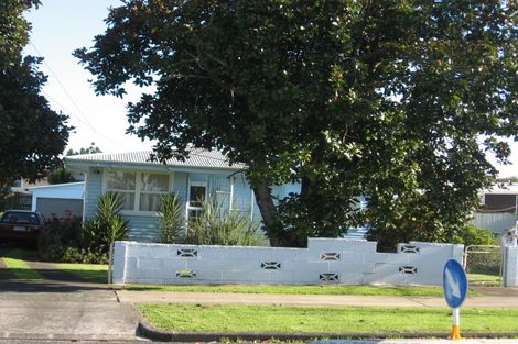 Photo of property in 73 Friedlanders Road, Manurewa, Auckland, 2102