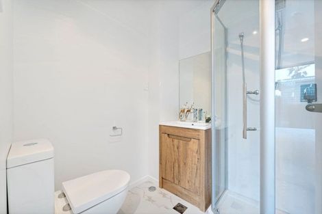 Photo of property in 5/11 Hereford Street, Te Atatu Peninsula, Auckland, 0610